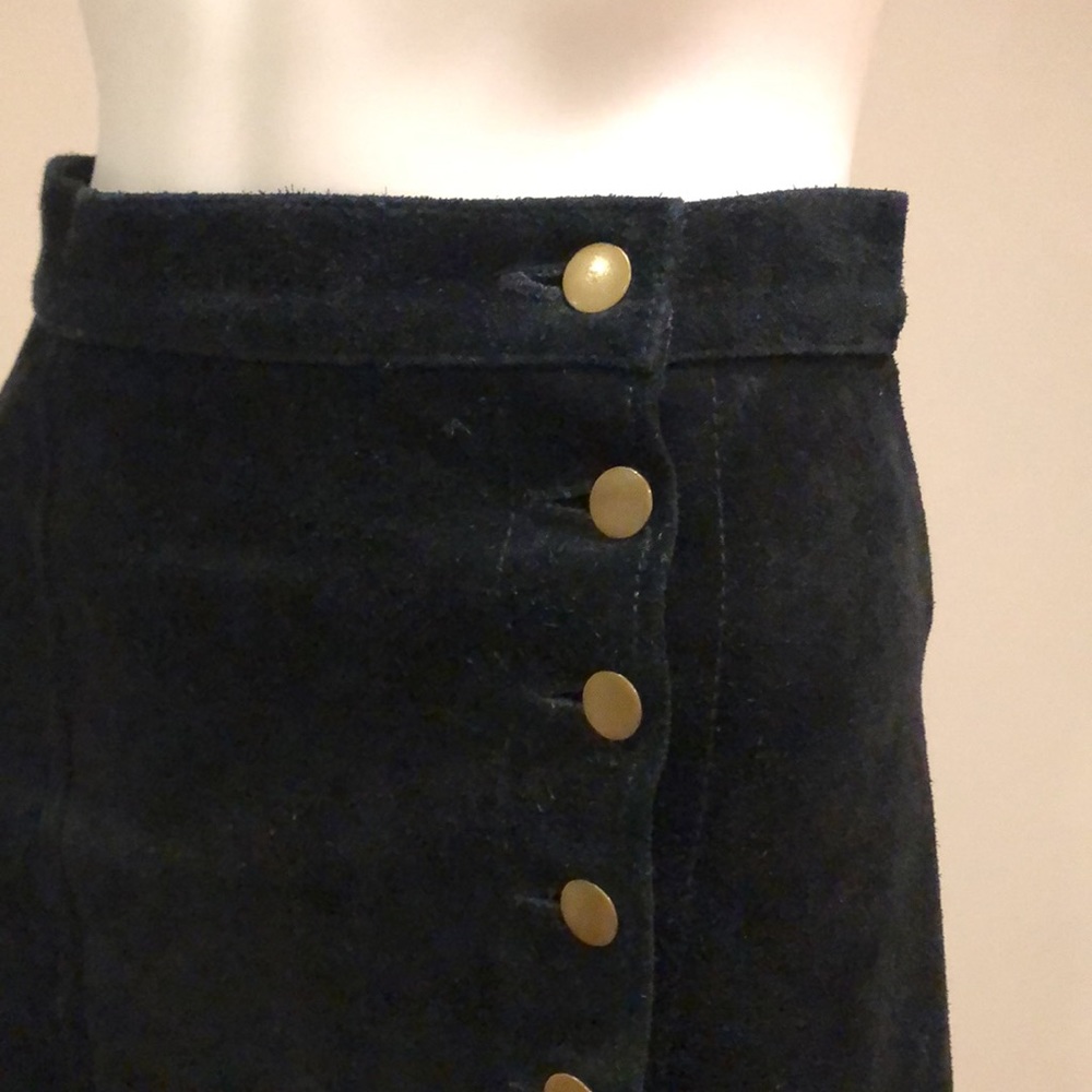 Leather Suede Mini Skirt - Picture 5 of 9